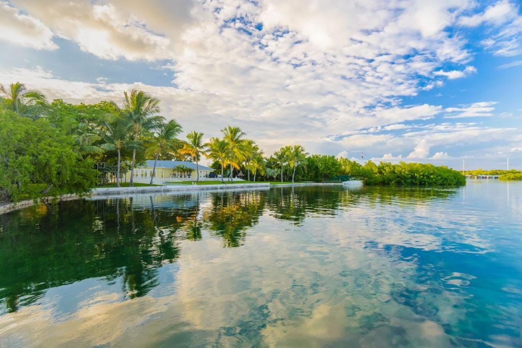Coconut Mallory Resort and Marina — 1