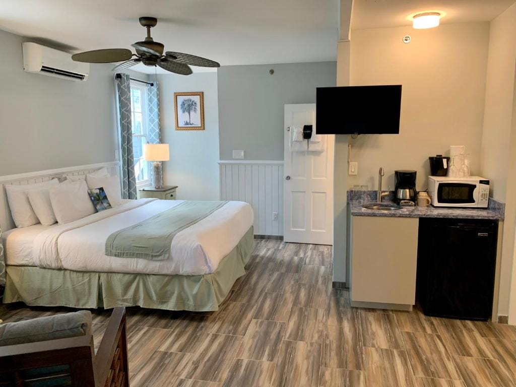 Douglas House Adult Only — 3