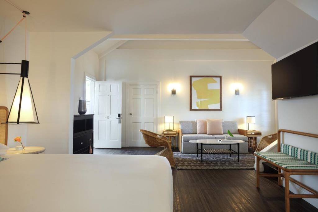 Lighthouse Hotel - Key West Historic Inns — 4