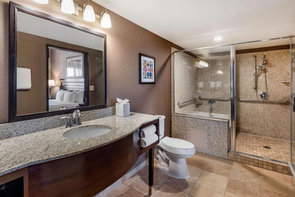 Best Western Plus Las Vegas South Henderson — 3