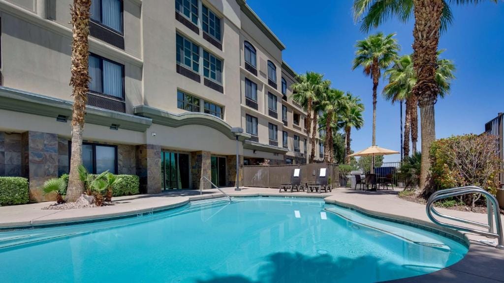 Best Western Plus Las Vegas South Henderson — 4