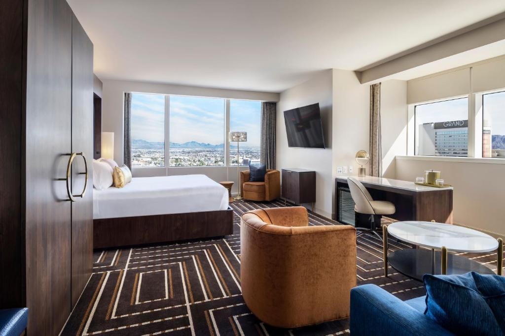 Circa Resort & Casino - Adults Only — 2