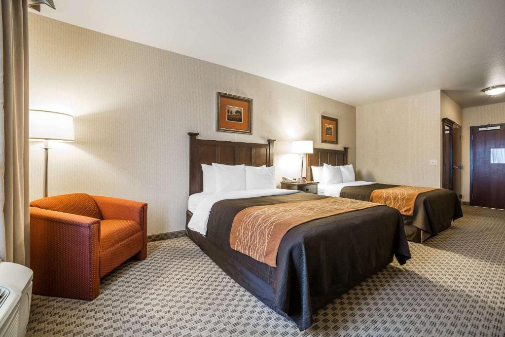 Comfort Inn & Suites Henderson - Las Vegas — 2