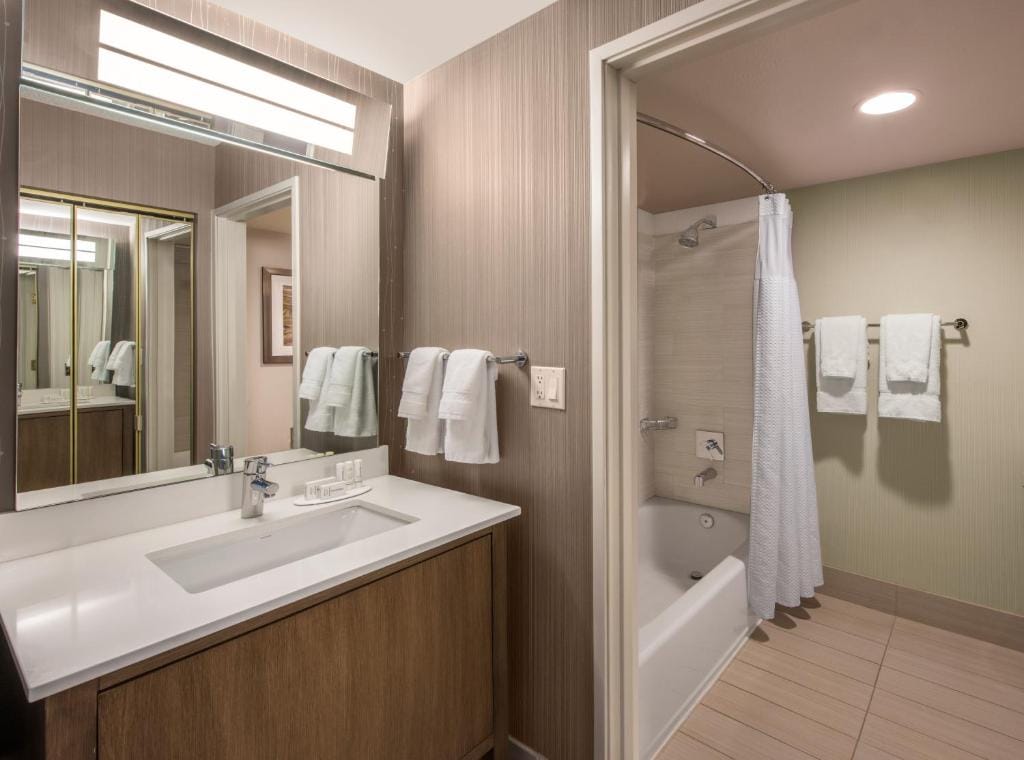 Courtyard by Marriott Henderson - Green Valley - Las Vegas — 3