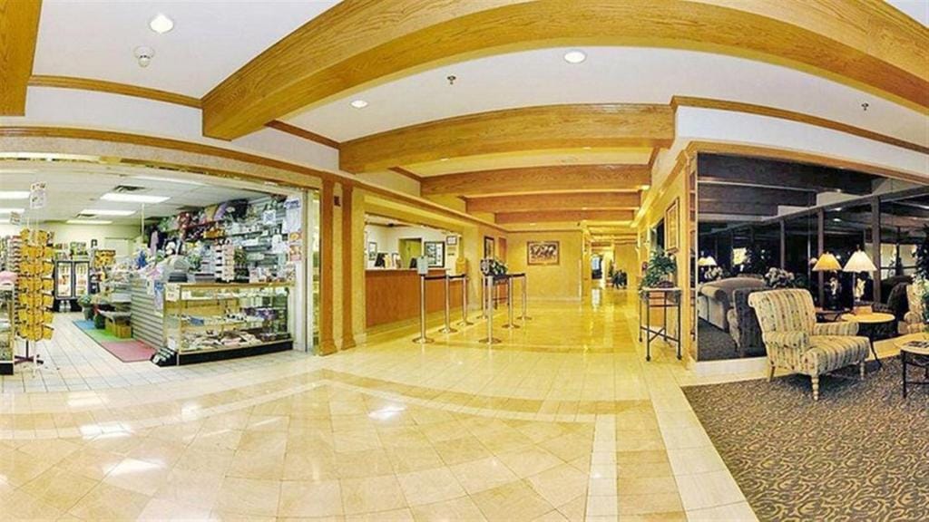 GetAways at the Jockey Club — 4