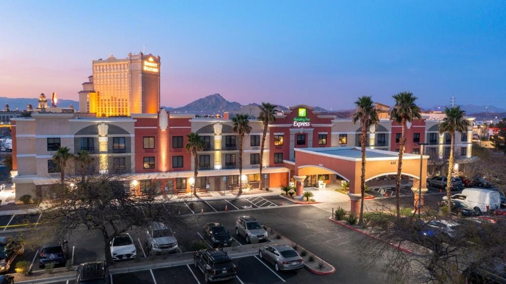 Holiday Inn Express Hotel and Suites - Henderson by IHG — 5