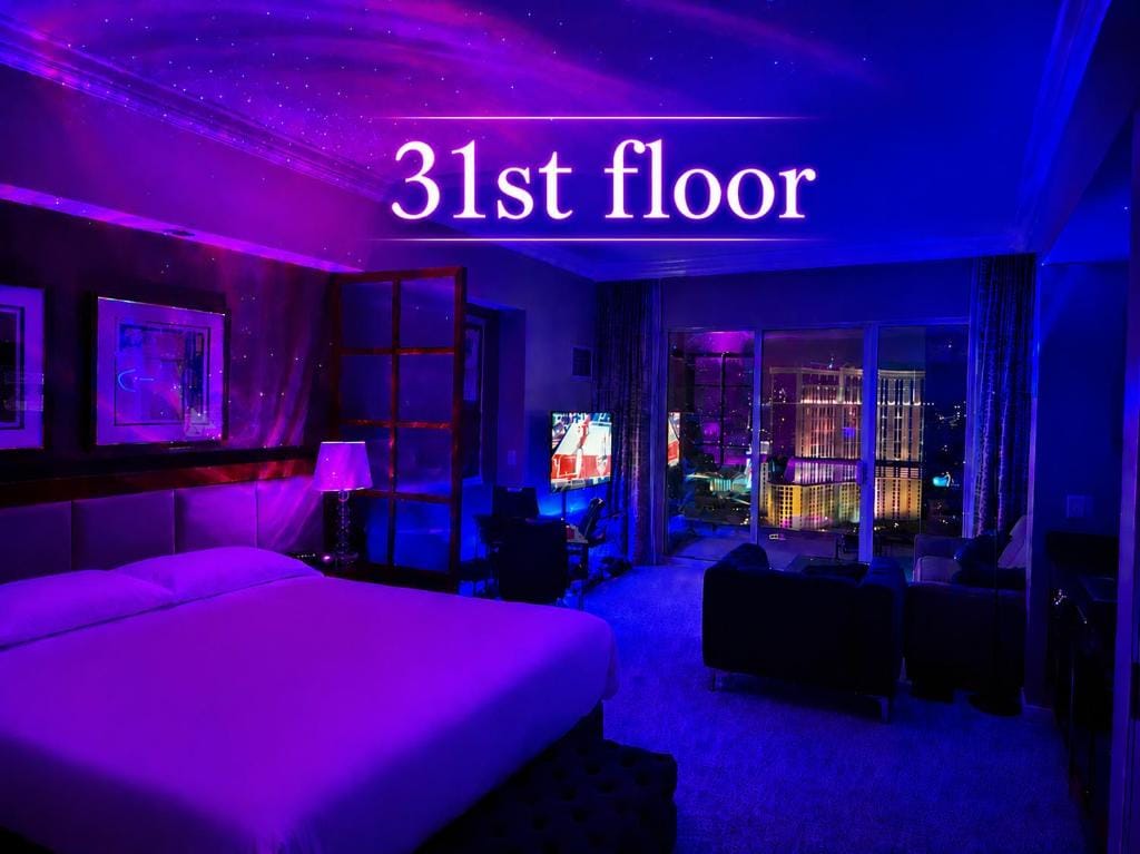 Penthouse Studio Suite at the Signature MGM — 1