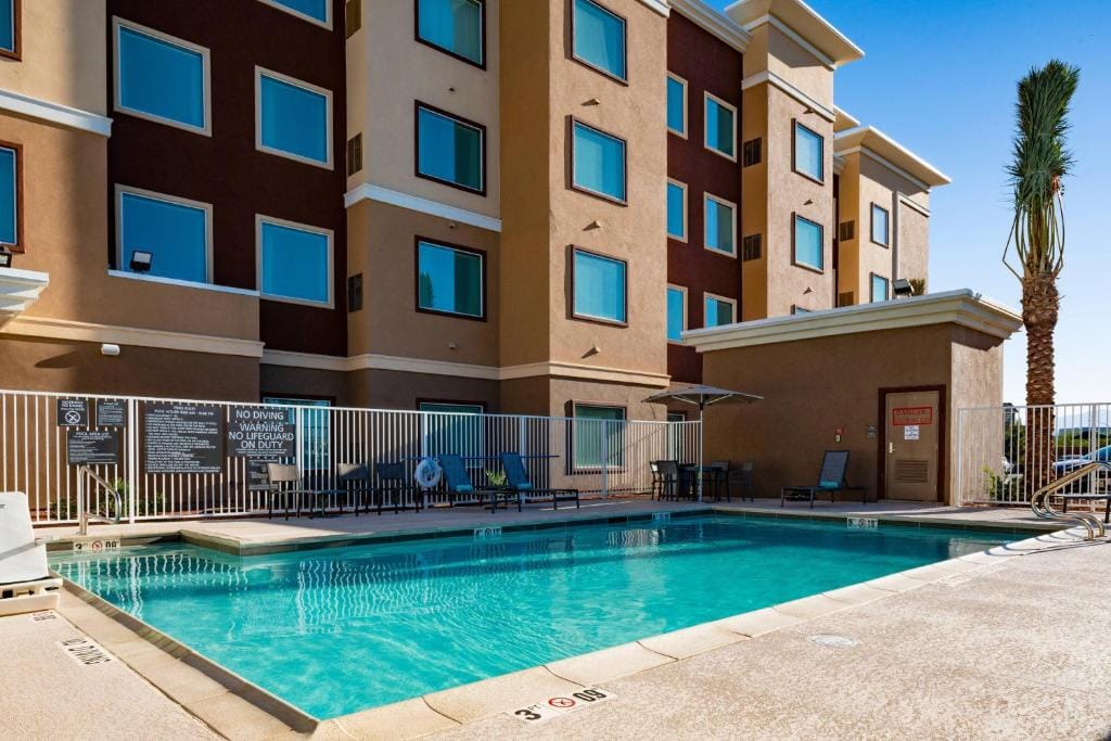 Residence Inn Las Vegas South/Henderson — 4