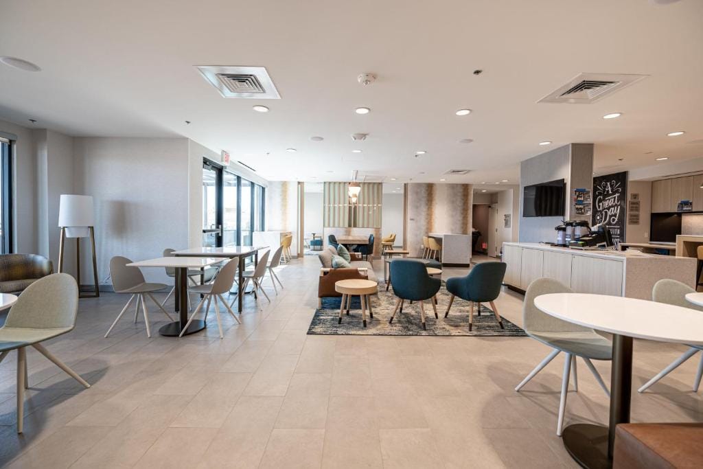 TownePlace Suites by Marriott Las Vegas North I-15 — 4