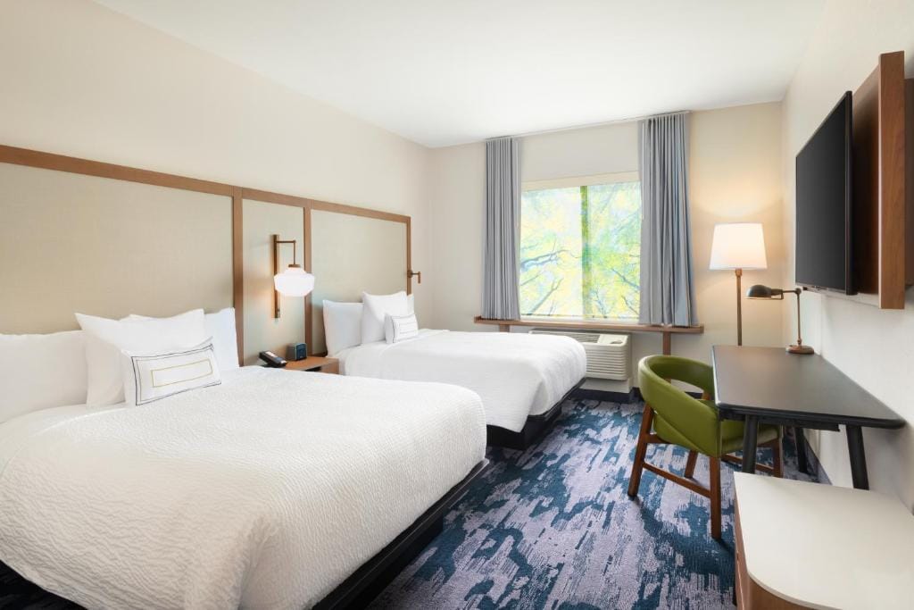 Fairfield Inn & Suites by Marriott Lexington East/I-75 — 2