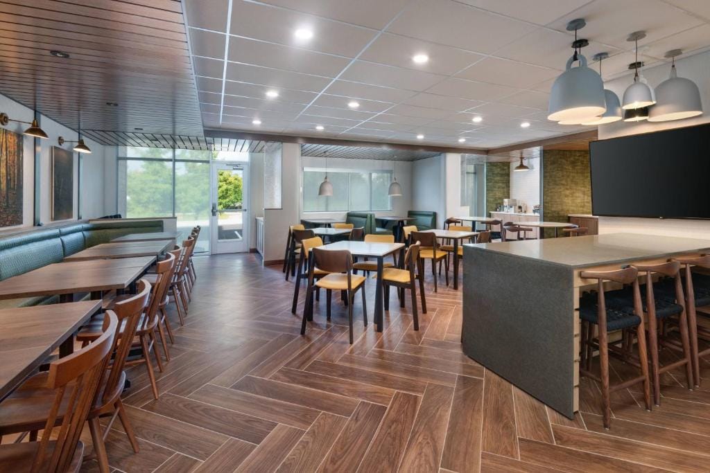 Fairfield Inn & Suites by Marriott Lexington East/I-75 — 5