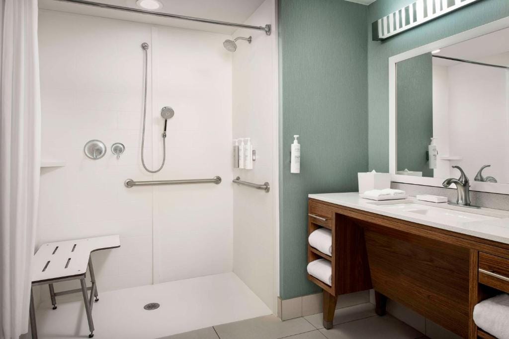 Home2 Suites by Hilton Lexington University / Medical Center — 3