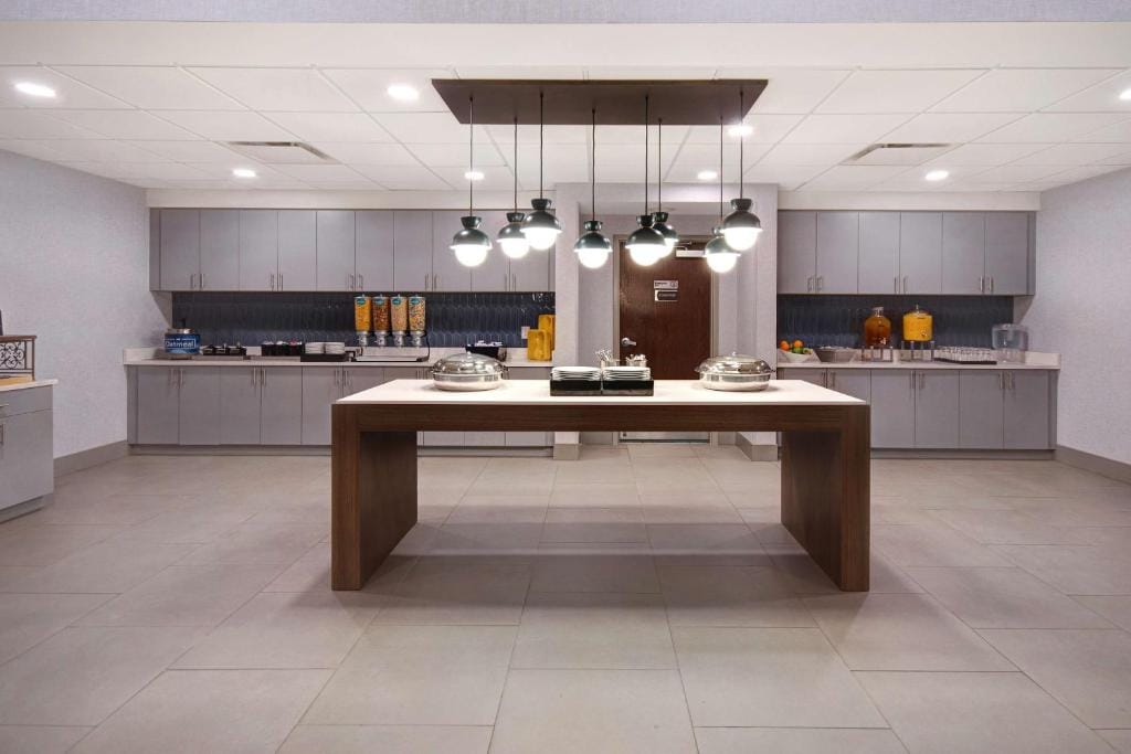 Homewood Suites by Hilton Lexington-Hamburg — 5