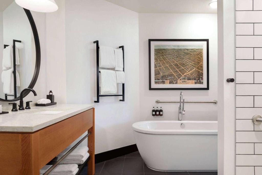 Origin Lexington, a Wyndham Hotel — 3