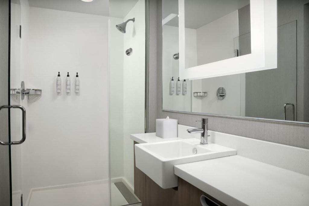 Springhill Suites by Marriott Lexington Fritz Farm — 3