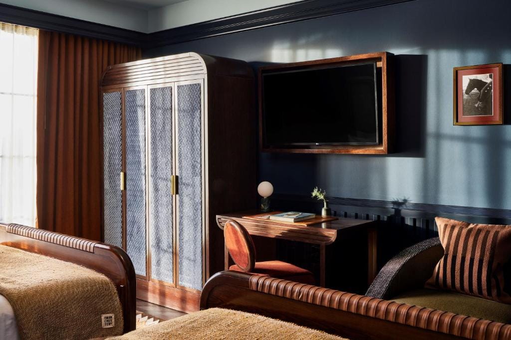 The Manchester Hotel — 5