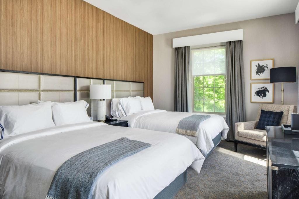 The Sire Hotel Lexington, Tapestry Collection by Hilton — 2