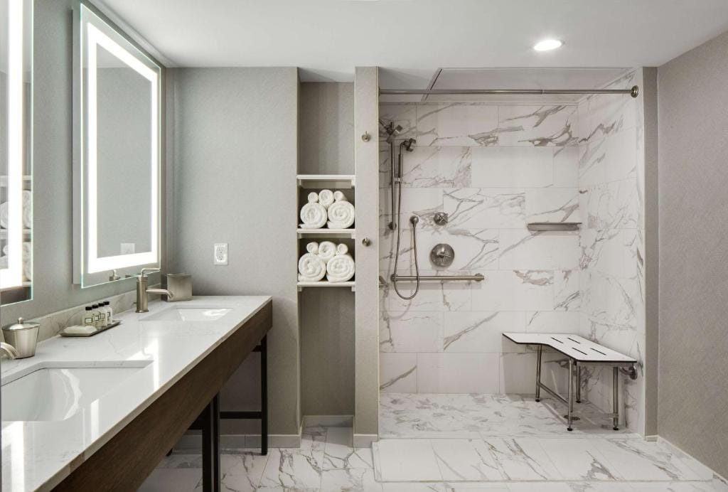 The Sire Hotel Lexington, Tapestry Collection by Hilton — 3