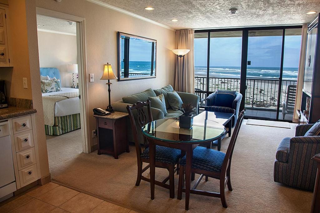 Inn at Spanish Head Resort Hotel — 2