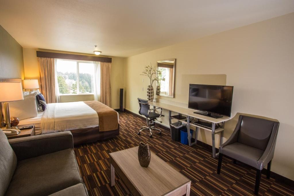 Inn at Wecoma — 3