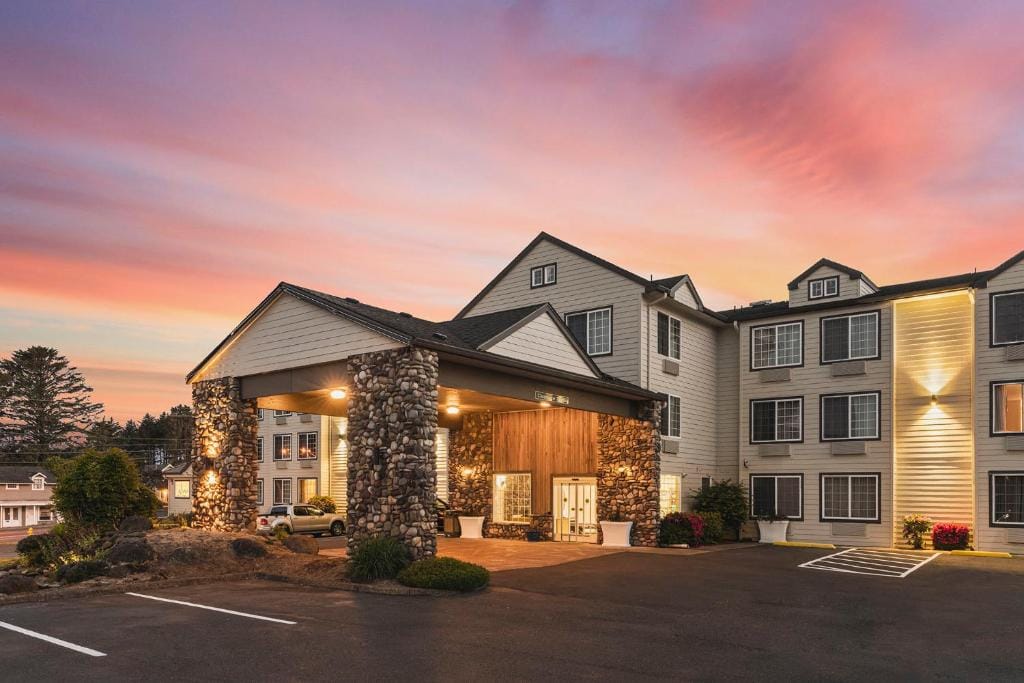 The Ashley Inn & Suites — 2