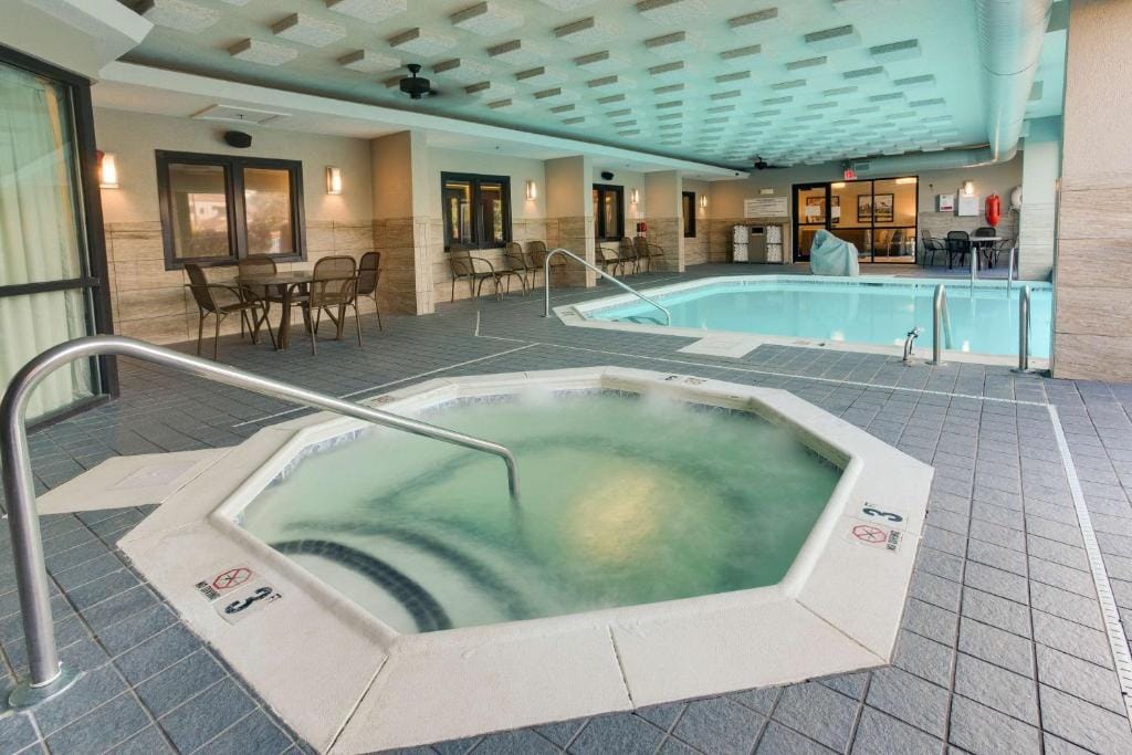 Drury Inn & Suites Louisville East — 4