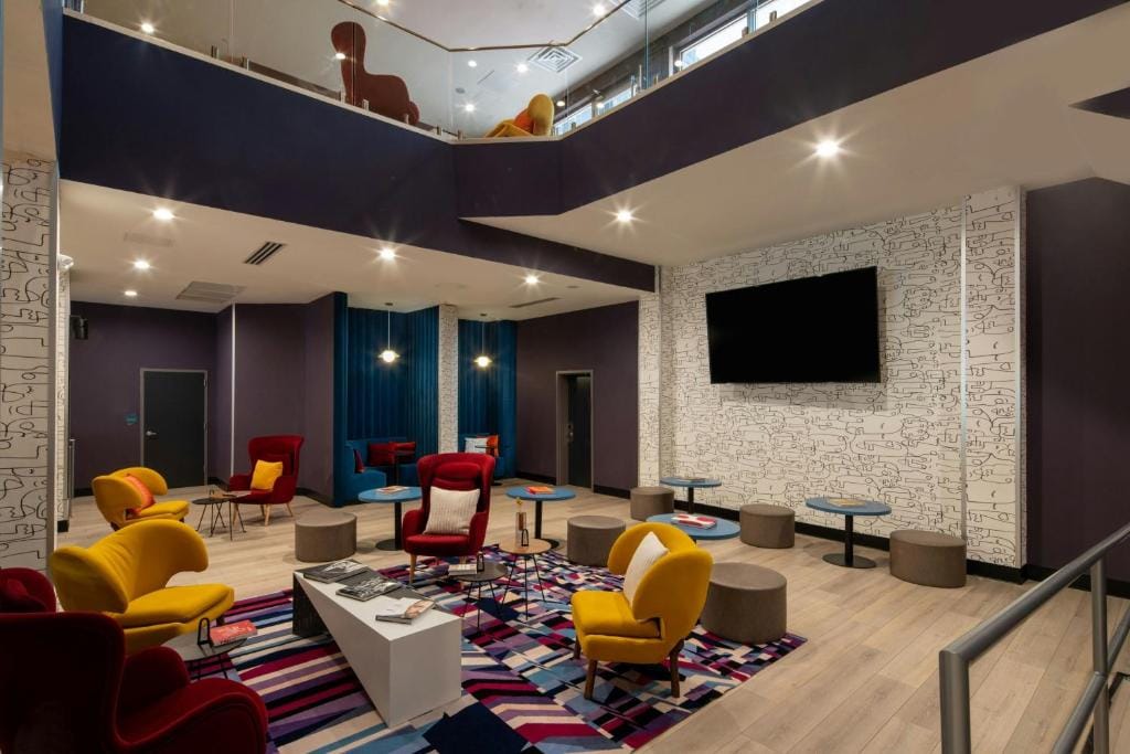 Aloft by Marriott Memphis Downtown — 5