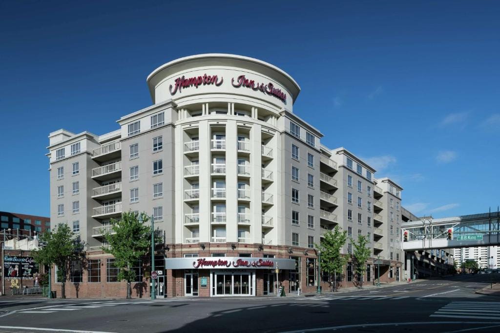 Hampton Inn & Suites Memphis-Beale Street — 1