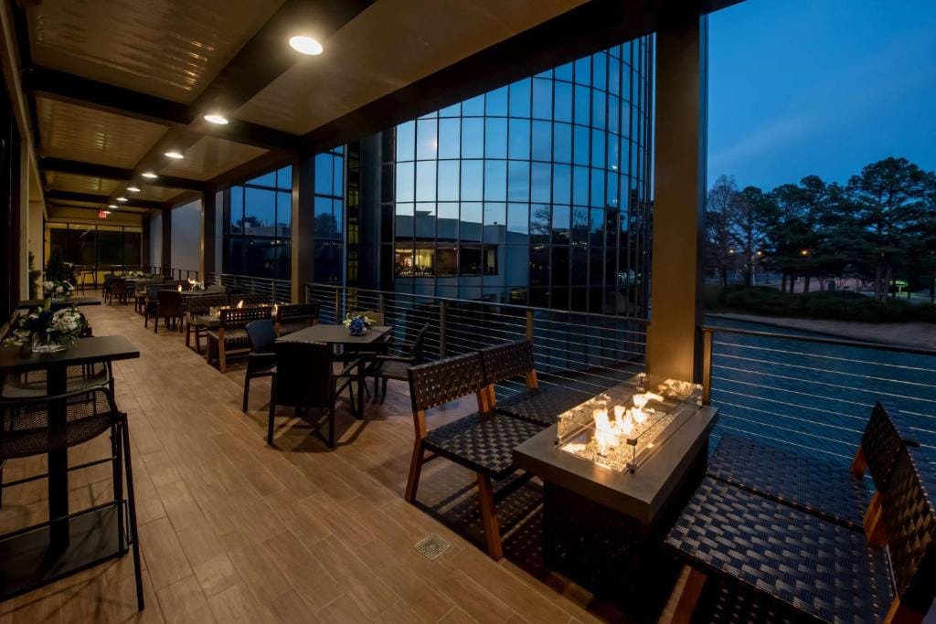 Hilton Memphis — 3