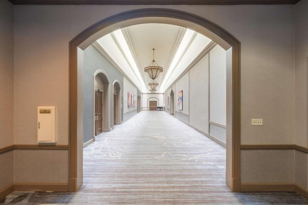 Hilton Memphis — 5