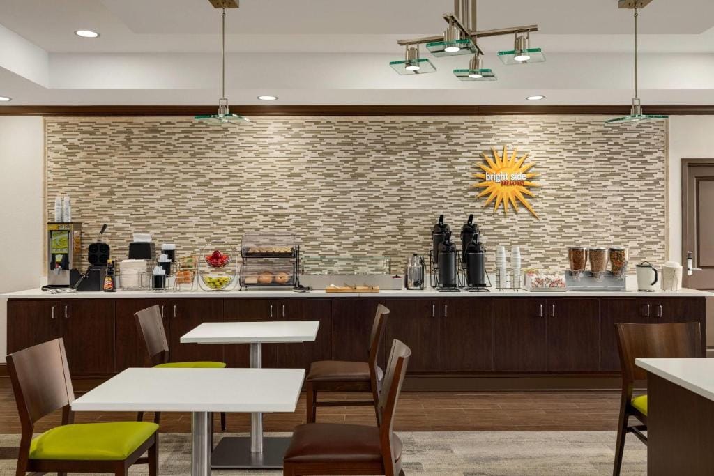 La Quinta by Wyndham Memphis Wolfchase — 5