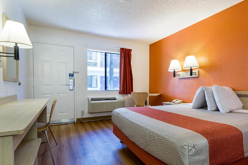 Motel 6-Mesa, AZ - South — 2