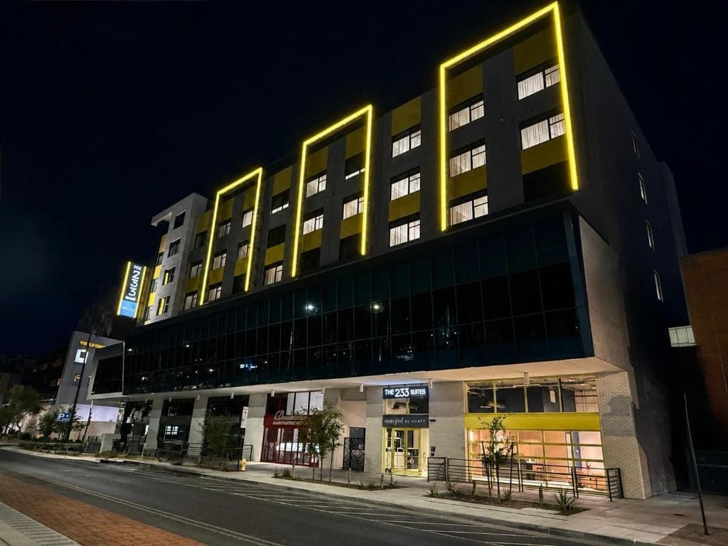 The 233 Suites Unscripted By Hyatt — 1