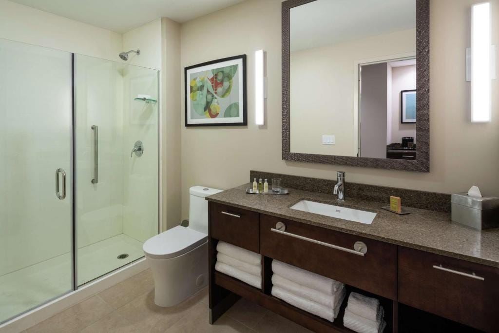 DoubleTree by Hilton Miami Doral — 3