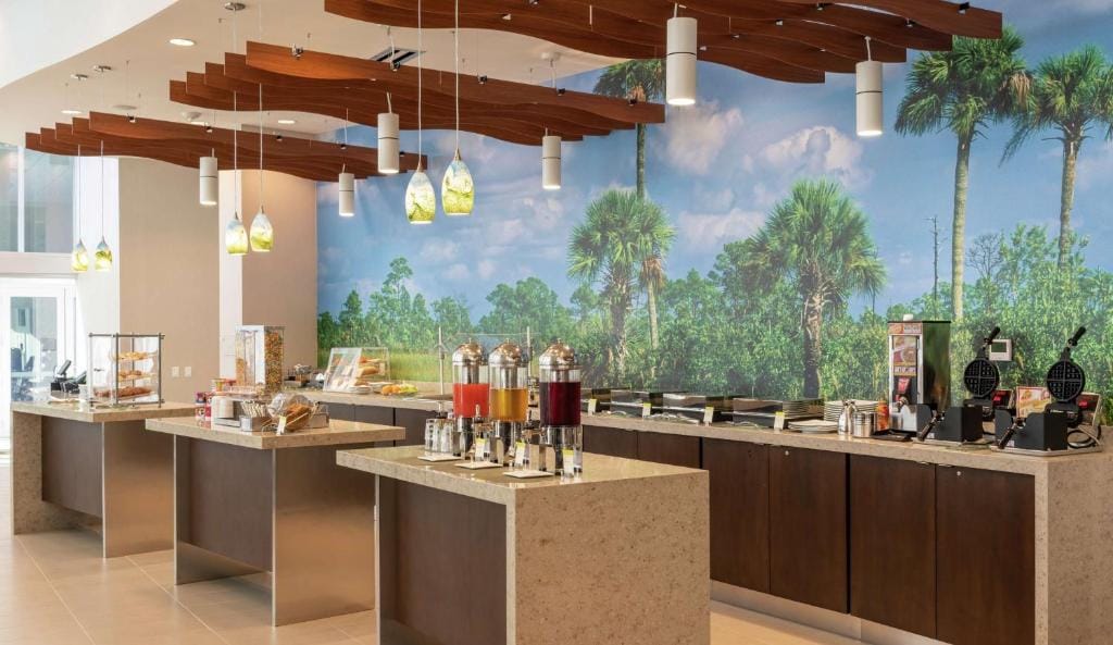 DoubleTree by Hilton Miami Doral — 5