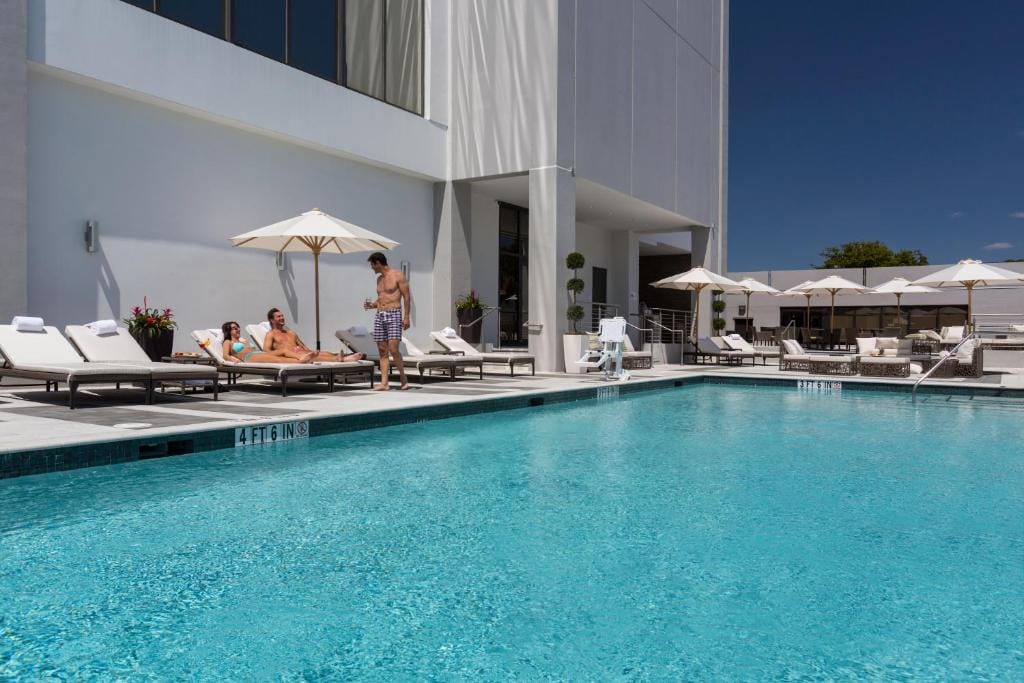 EB Hotel Miami Airport — 1