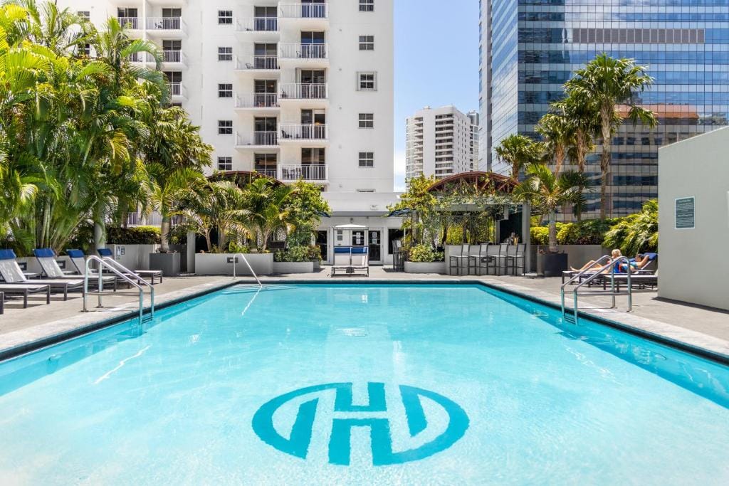 Fortune House Hotel Suites — 1