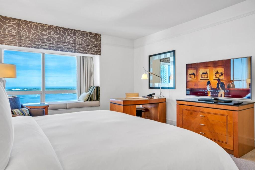 Four Seasons Miami Two Bedroom - 2Bath Ocean view Suite - Amazing views — 4