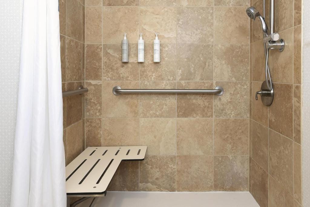 Hampton Inn Miami-Coconut Grove/Coral Gables — 3