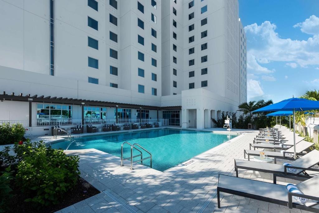 Homewood Suites by Hilton Miami Dolphin Mall — 4