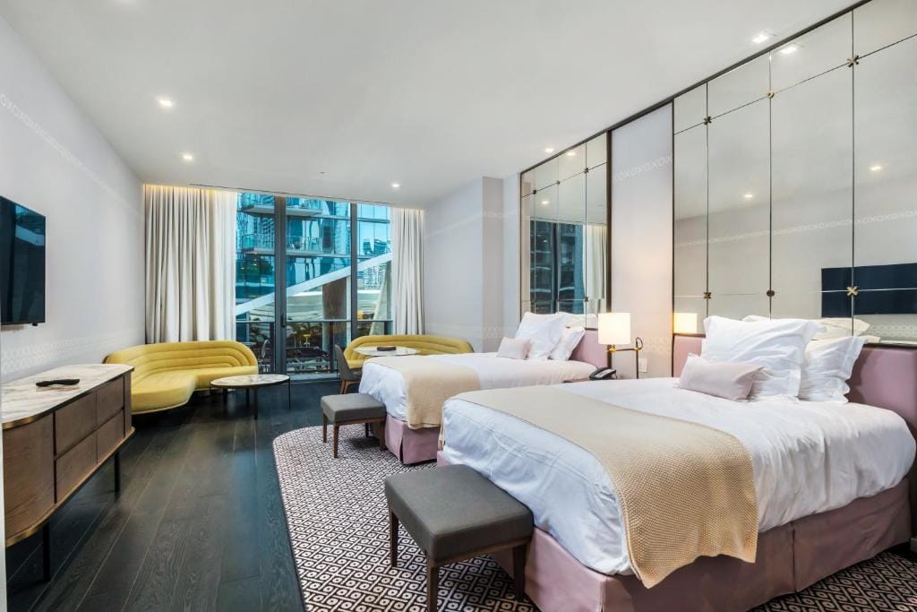 Suites at SLS Lux Brickell managed by CE — 1