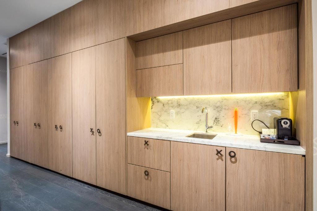 Suites at SLS Lux Brickell managed by CE — 5