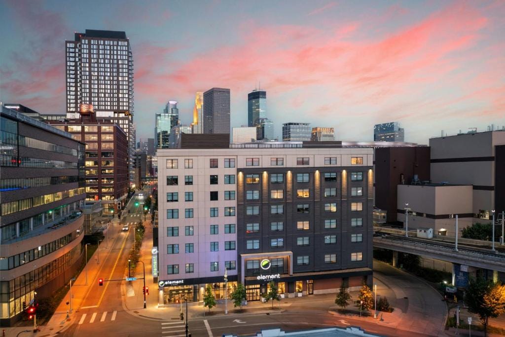 Element by Marriott Minneapolis Downtown — 4