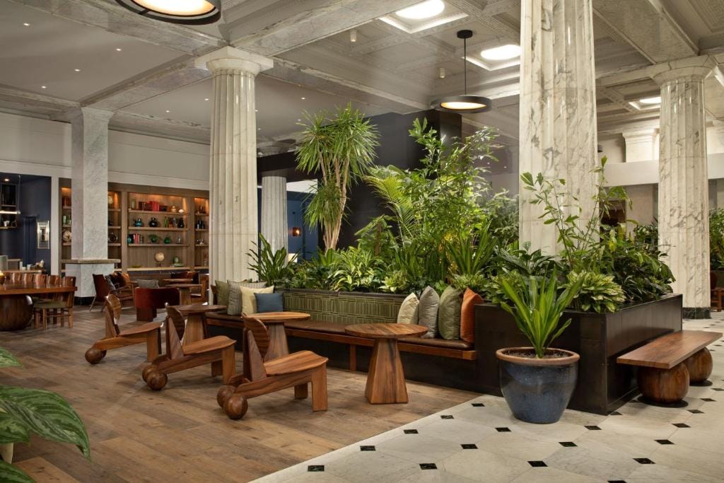 Emery Hotel, Autograph Collection — 1