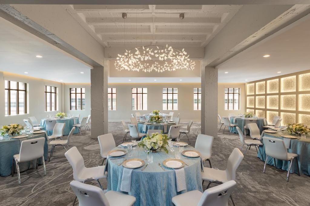 Hotel Ivy, a Luxury Collection Hotel, Minneapolis — 4