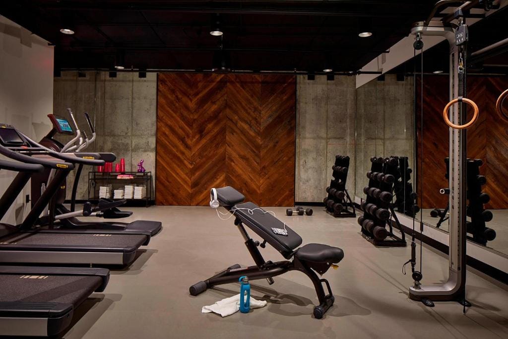 MOXY Minneapolis Uptown — 5