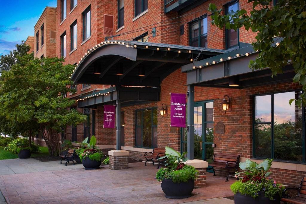 Residence Inn Minneapolis Downtown at The Depot — 1