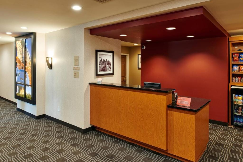 TownePlace Suites by Marriott Minneapolis Downtown/North Loop — 3