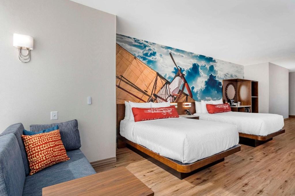 Cambria Hotel Nashville Airport — 2