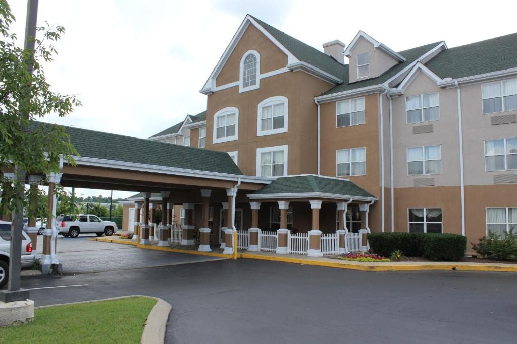 Country Inn & Suites by Radisson, Nashville, TN — 5